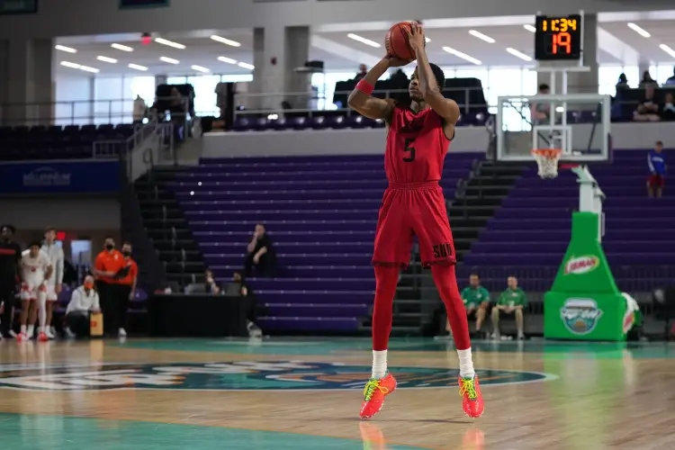 否则他将与 否则他将与