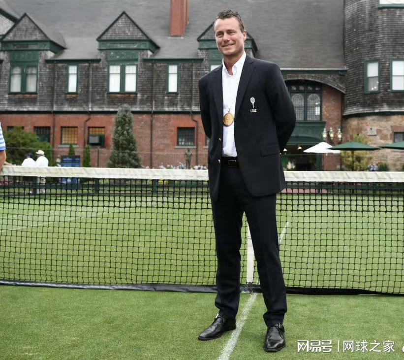 岁的休伊特 岁的休伊特