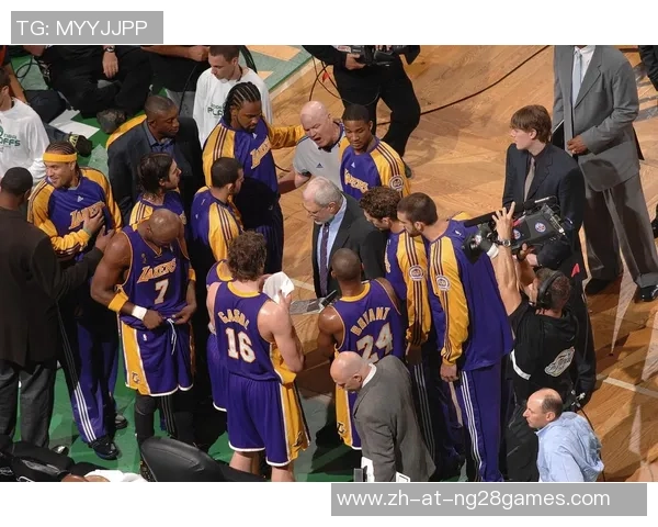 湖人队与太阳队激战2020年12月19日精彩回顾与赛后分析